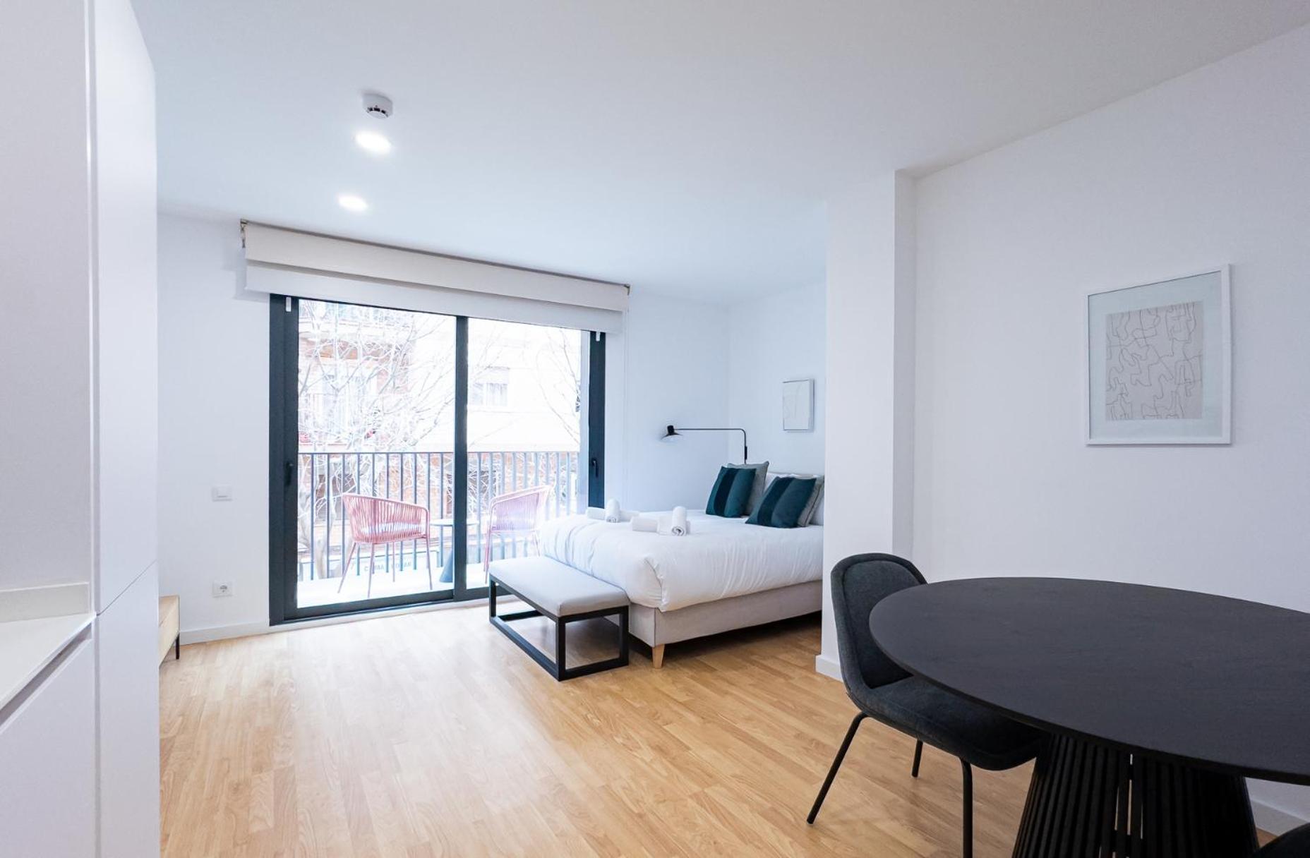 Stay U-Nique Apartments Albeniz Bcn L'Hospitalet de Llobregat Exteriér fotografie