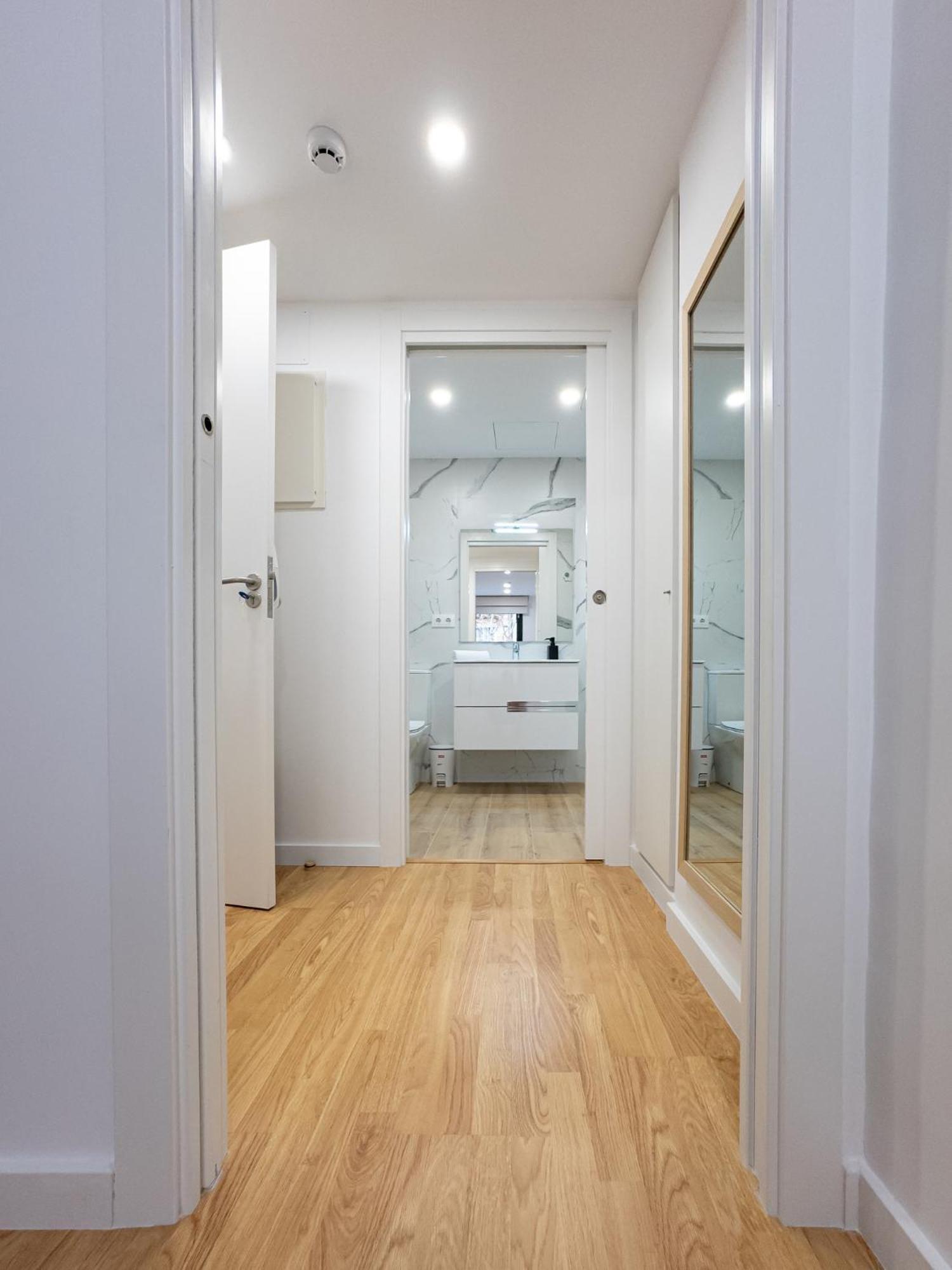 Stay U-Nique Apartments Albeniz Bcn L'Hospitalet de Llobregat Exteriér fotografie